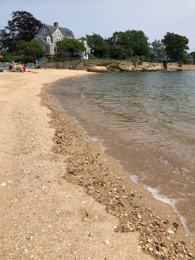 Cozy Garden Apartment Along The Shoreline Guilford Bagian luar foto